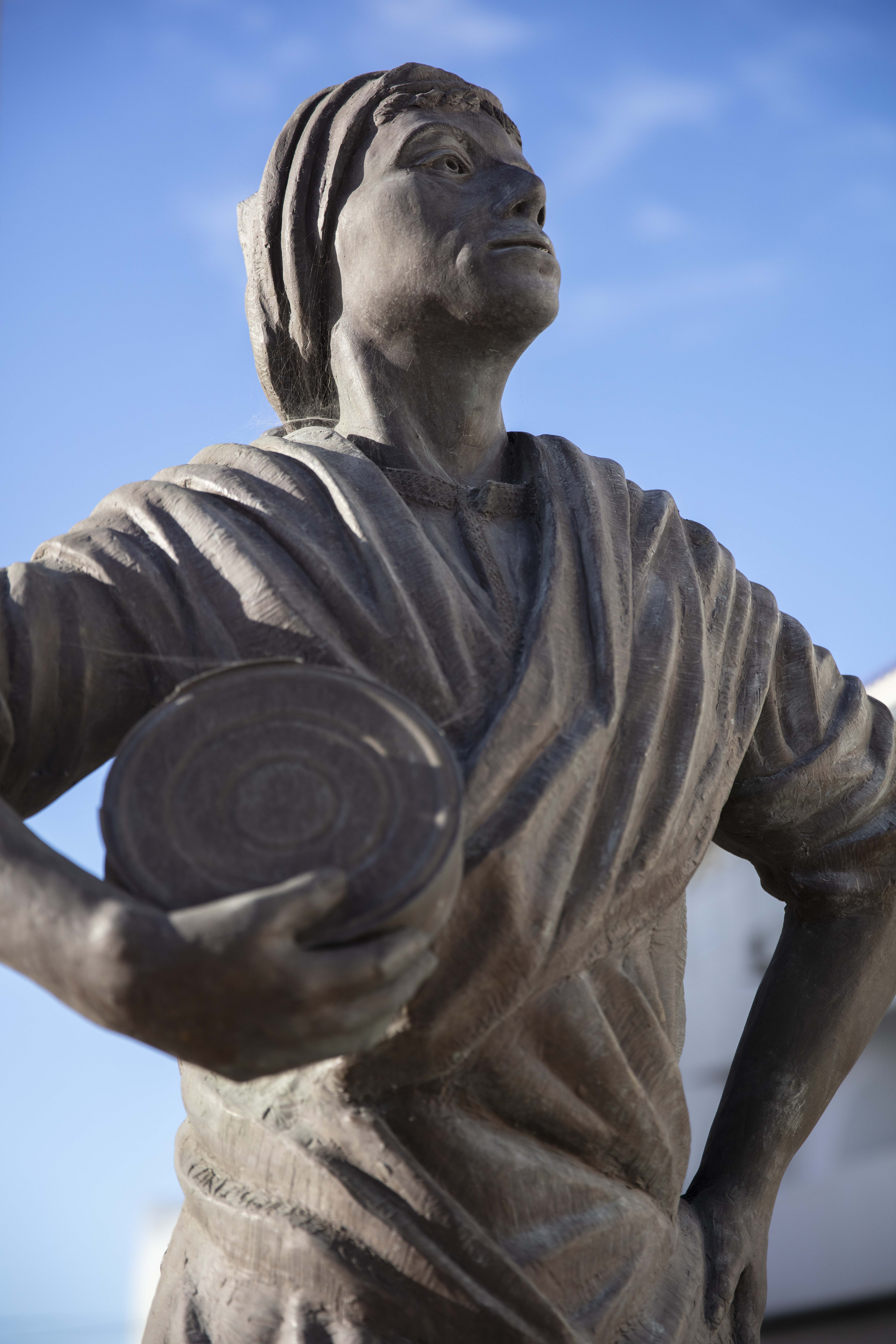 Monumento Mujer Estibadora Monumento Mujer Estibadora